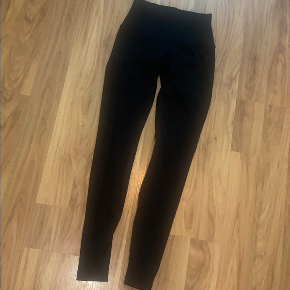 Lululemon Wunder Under High Roll down waistband